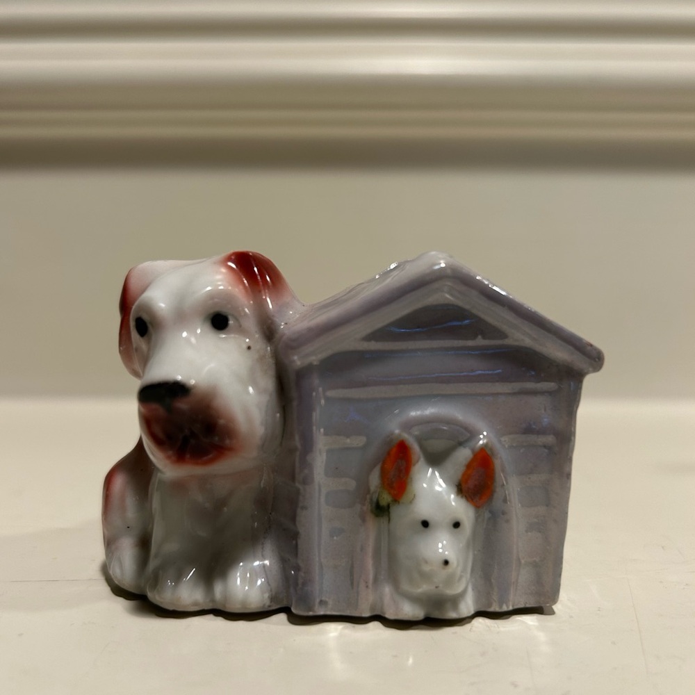 Vintage Dog and Doghouse Toothpick Holder